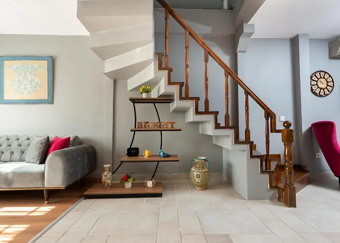 Bright Apartahotel *